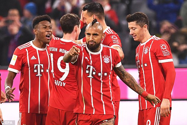 Manchester United plot summer move for Bayern star Vidal Manchester United plot summer move for Bayern star Vidal