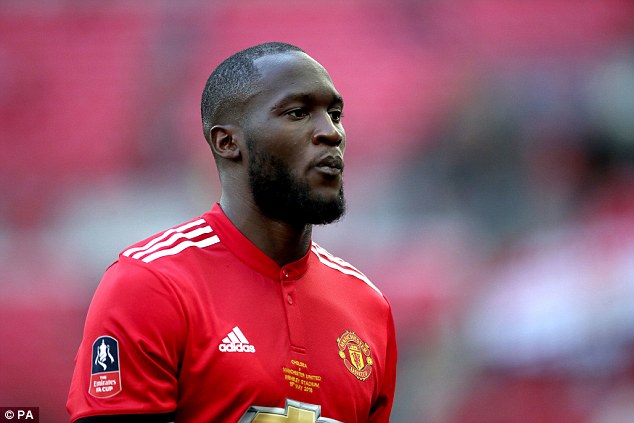 Mourinho furious Lukaku and Fellaini did not make more effort to play in FA Cup final Mourinho furious Lukaku and Fellaini did not make more effort to play in FA Cup final