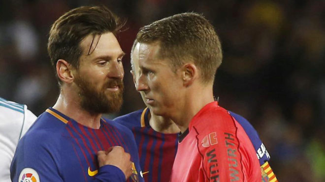 Ramos accuses Messi of putting pressure on referee in the tunnel Ramos accuses Messi of putting pressure on referee in the tunnel