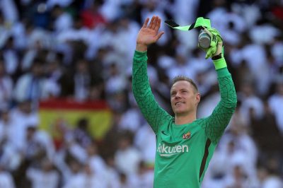 Barcelona Facing Goalkeeping Crisis As Club Legend Issues Warning Barcelona Facing Goalkeeping Crisis As Club Legend Issues Warning