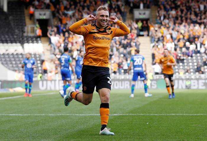 Bowen giving little away amid Newcastle speculation Bowen giving little away amid Newcastle speculation