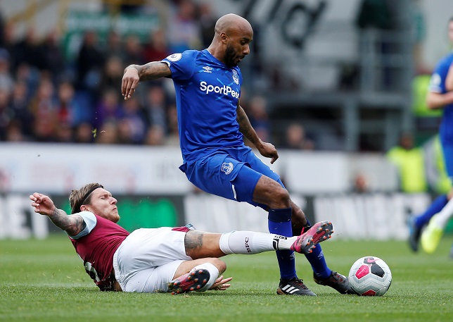 Delph looking to build on Carabao Cup win Delph looking to build on Carabao Cup win