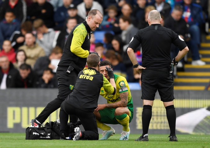 Farke hopeful of including Rio protege Godfrey against Man Utd Farke hopeful of including Rio protege Godfrey against Man Utd