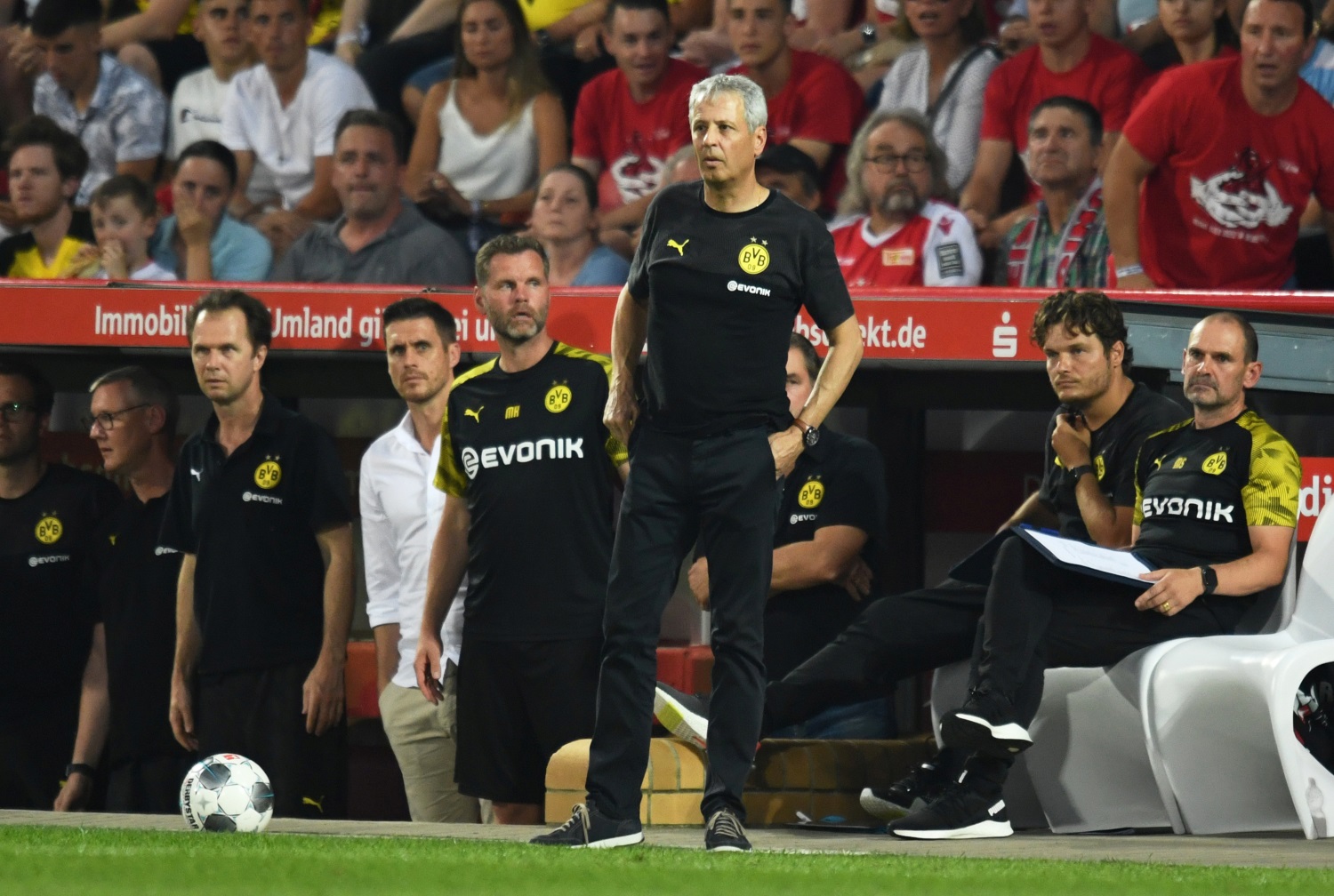 Favre wary of dangerous Gladbach Favre wary of dangerous Gladbach