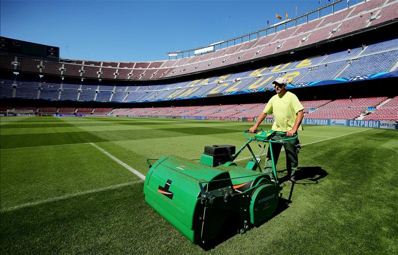 La Liga ponders legal challenge to Clasico date La Liga ponders legal challenge to Clasico date