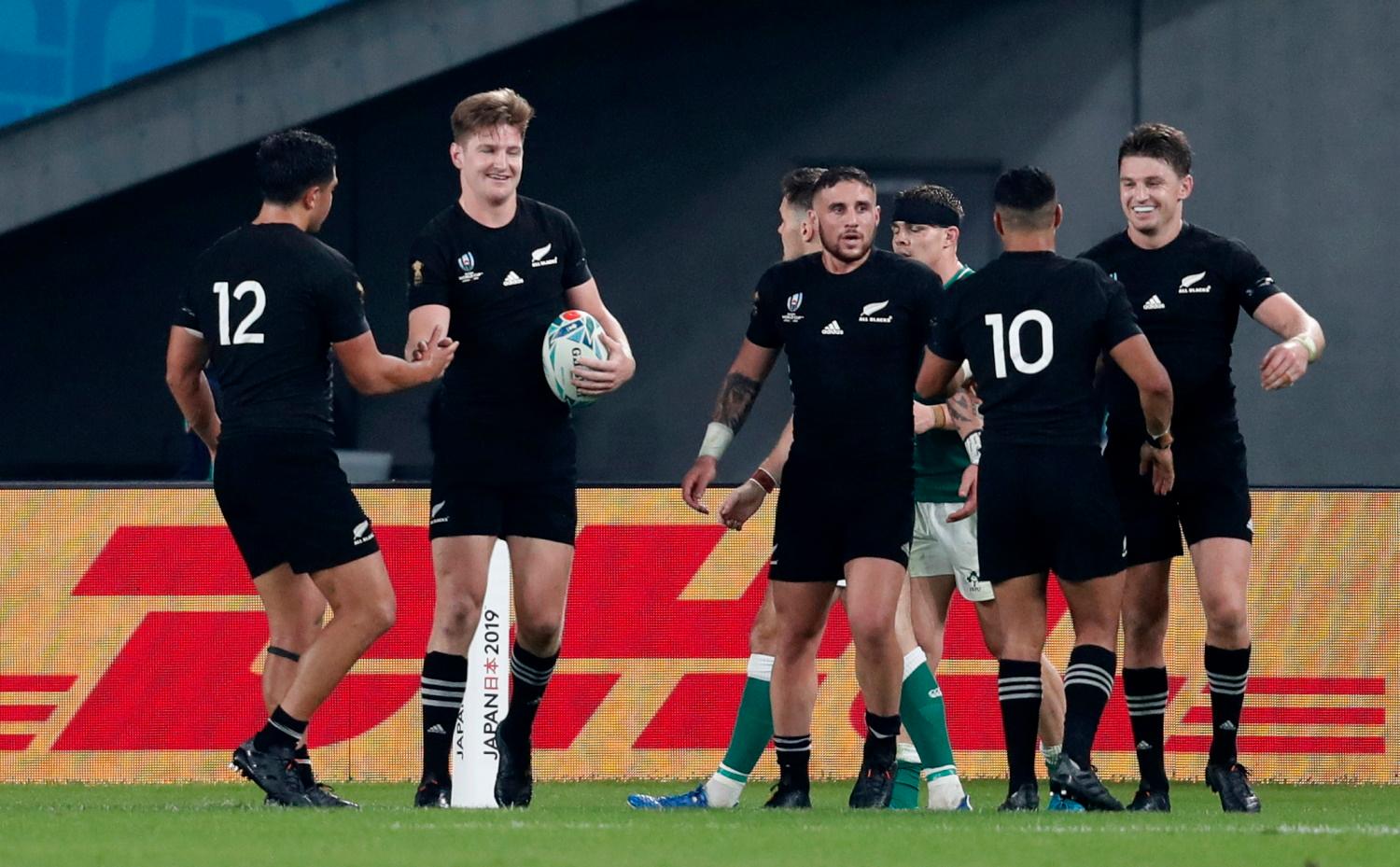 New Zealand blast past Ireland New Zealand blast past Ireland