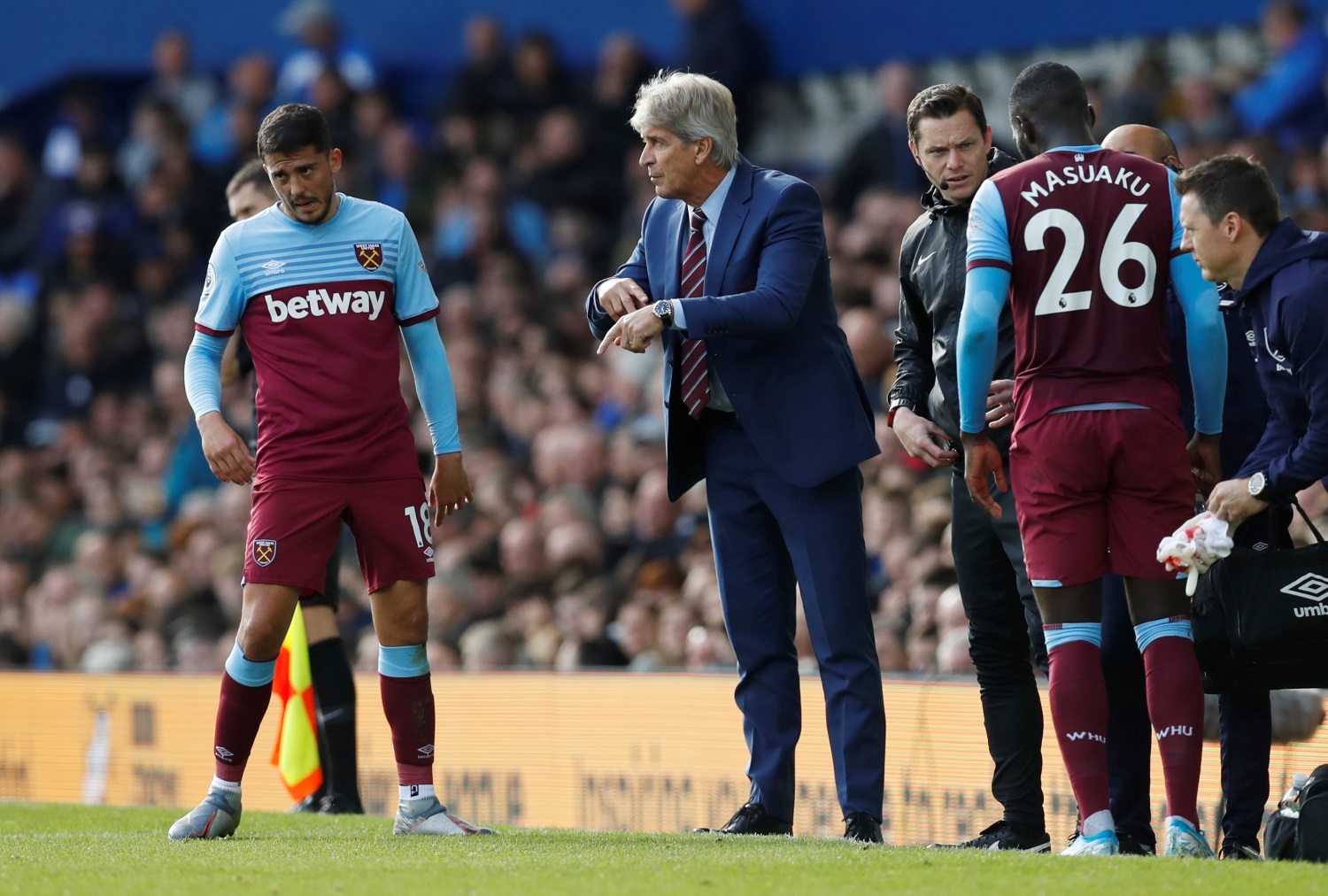 Pellegrini defends Pablo performance Pellegrini defends Pablo performance