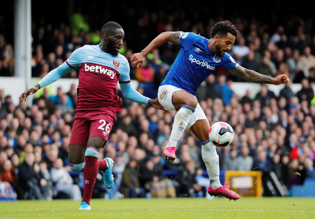 Walcott ready to cement place in Toffees side Walcott ready to cement place in Toffees side