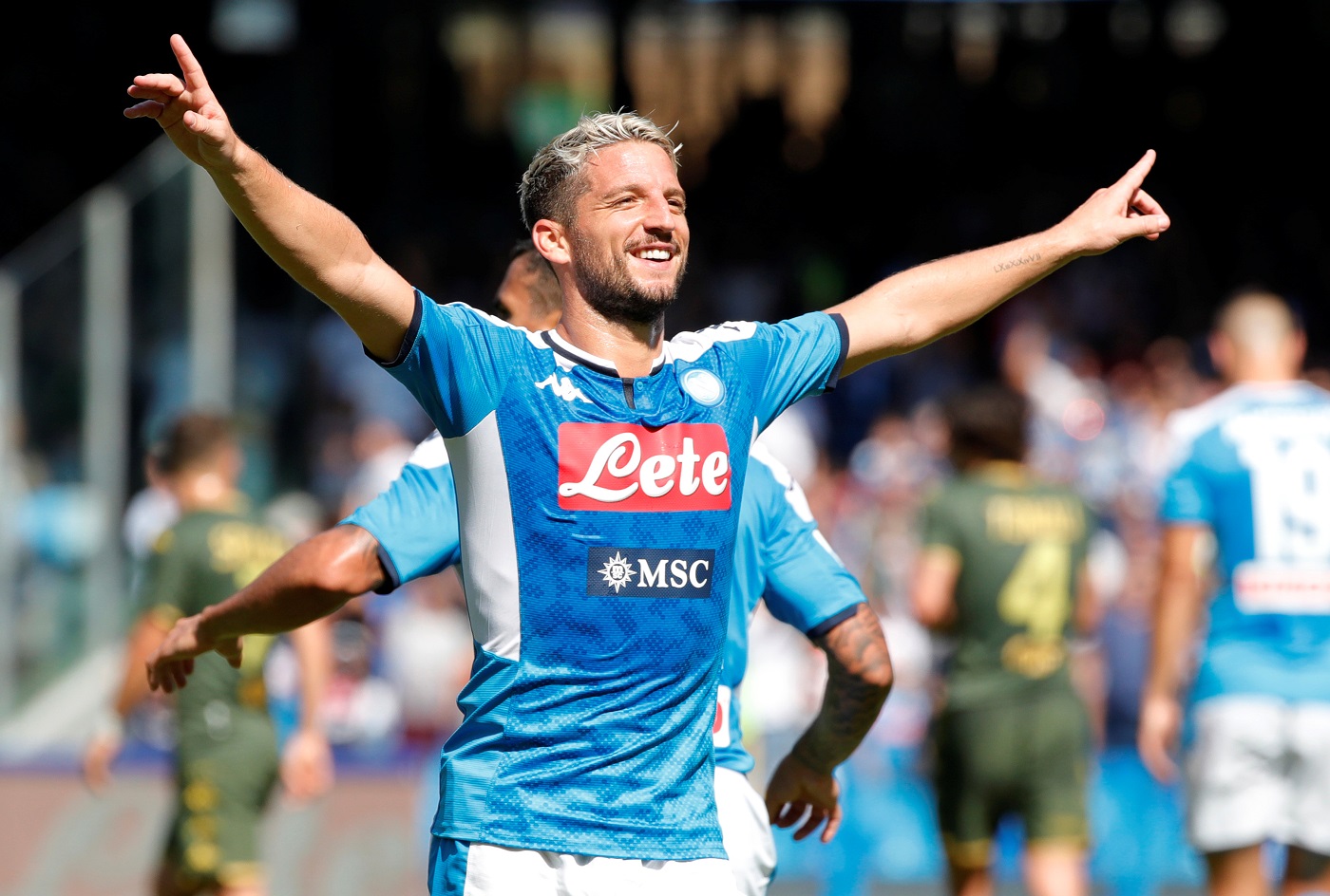 Arsenal set sights on Napoli star Arsenal set sights on Napoli star