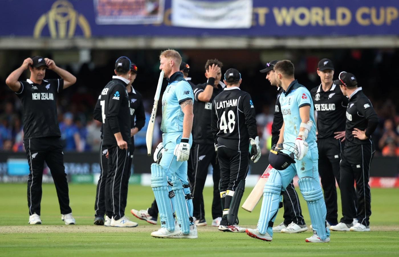 Bond interested in England role Bond interested in England role