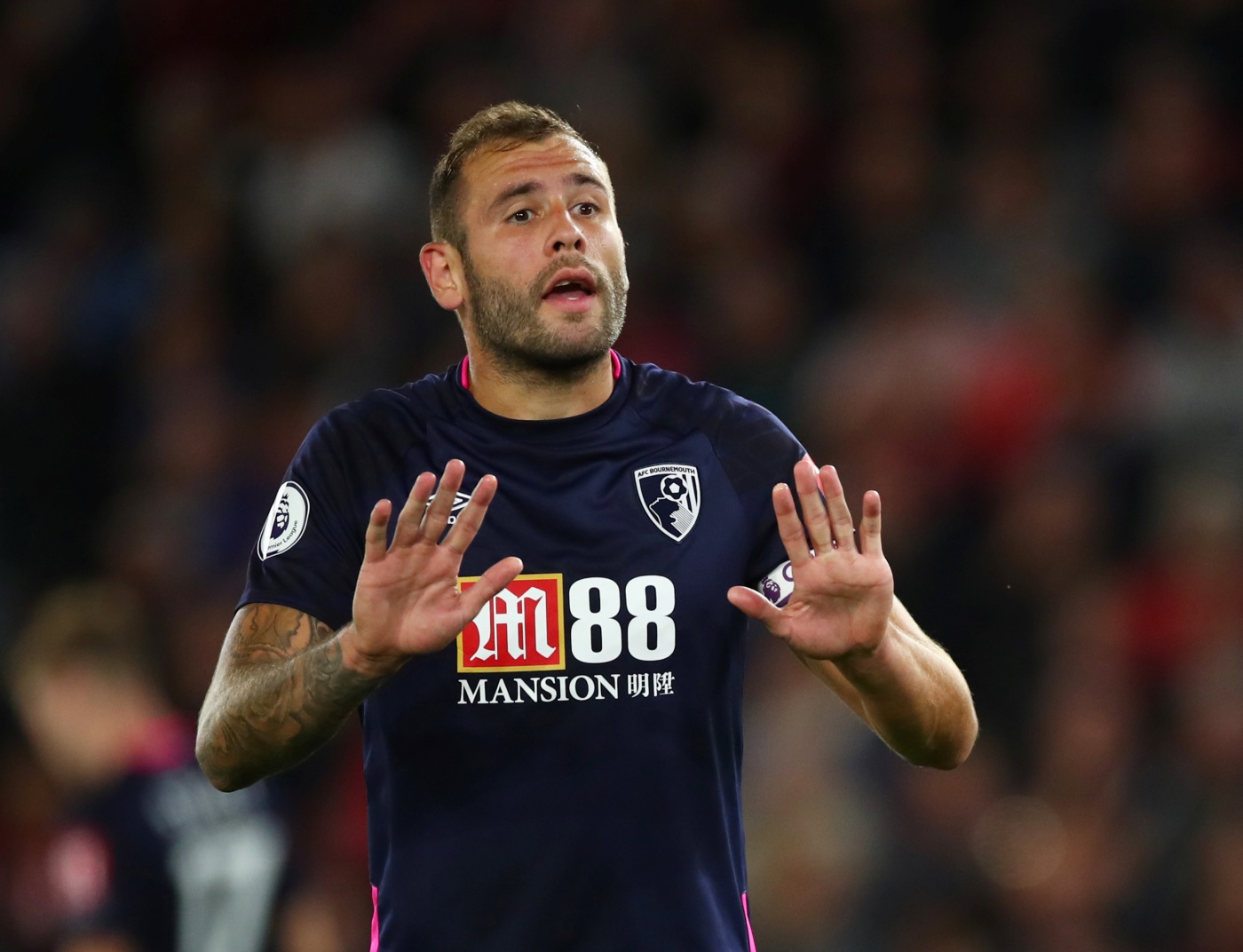 Howe talks up Captain Cook for England Howe talks up Captain Cook for England