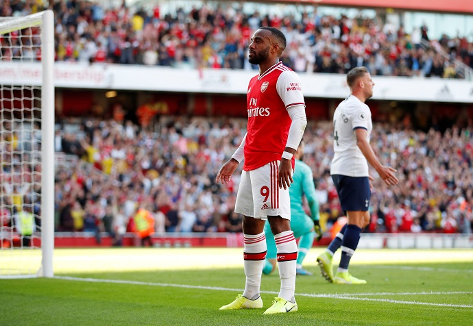 Lacazette shows Emery support Lacazette shows Emery support