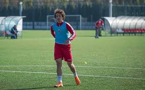 Spurs spread the net in Pochettino’s back four revamp Spurs spread the net in Pochettino’s back four revamp