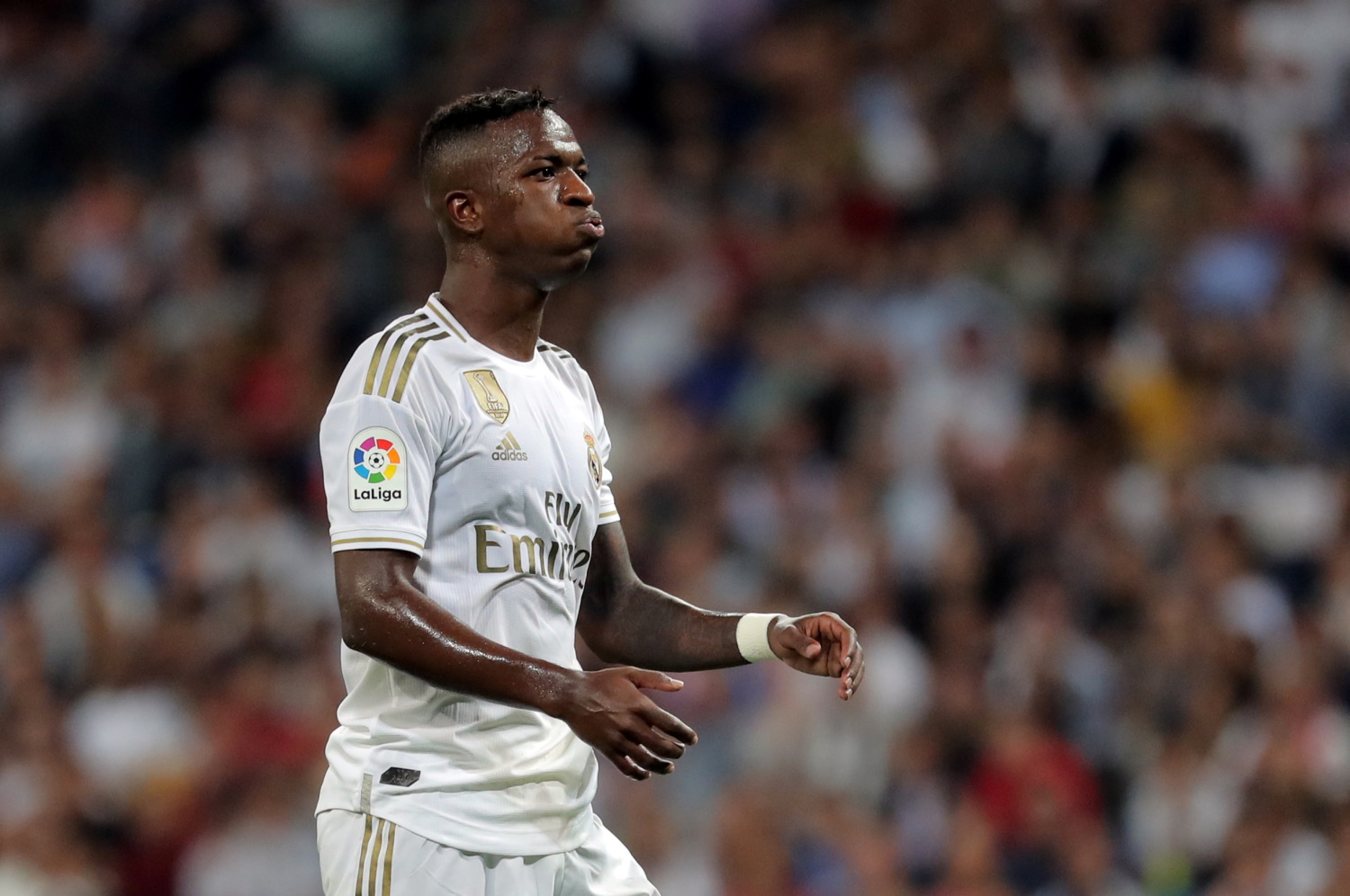 Vinicius vows to fight for Real future Vinicius vows to fight for Real future