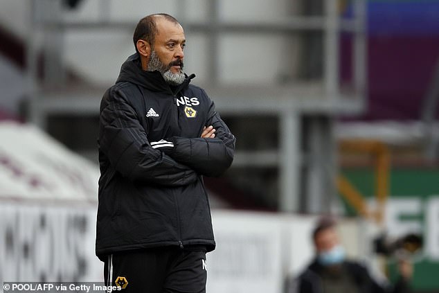 Espirito Santo urges Premier League not to extend five-substitute rule into next season Espirito Santo urges Premier League not to extend five-substitute rule into next season