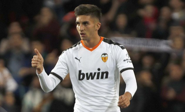 Manchester City confident of landing €50m Ferran Torres from Valencia Manchester City confident of landing €50m Ferran Torres from Valencia