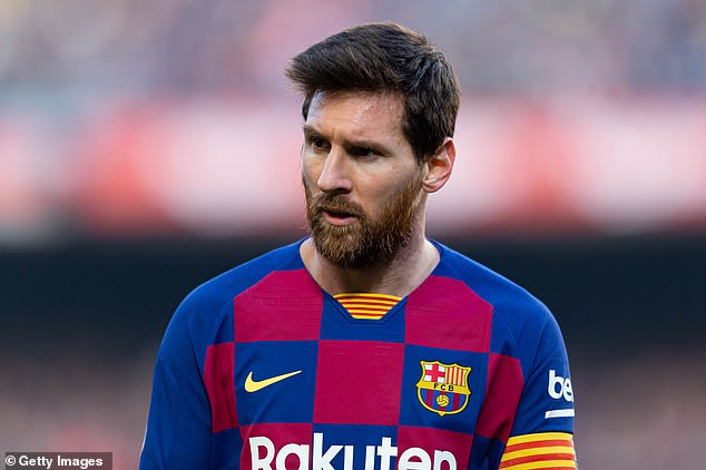 LaLiga president Tebas denies going to “war” with Messi