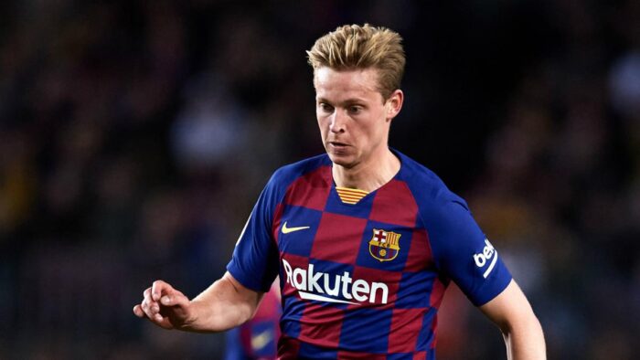 Koeman explains why De Jong played at centre-half in Dynamo Kyiv win Koeman explains why De Jong played at centre-half in Dynamo Kyiv win