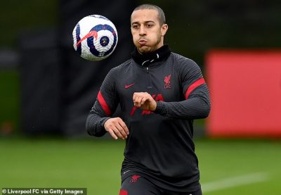 Scholes: Alcantara Better Fit At Man United Than Liverpool Scholes: Alcantara Better Fit At Man United Than Liverpool