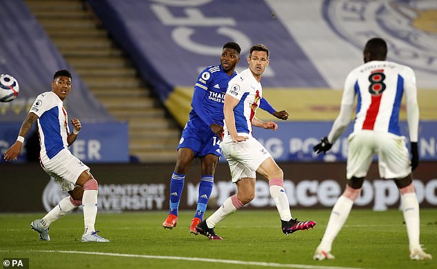 Carragher claims ‘best player on the pitch’ Iheanacho is Leicester’s Vardy replacement