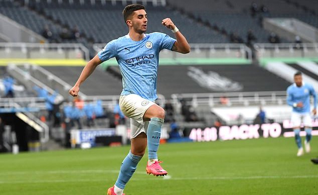 Guardiola backs Ferran Torres to be Man City’s new No 9 after hat-trick against Newcastle Guardiola backs Ferran Torres to be Man City’s new No 9 after hat-trick against Newcastle
