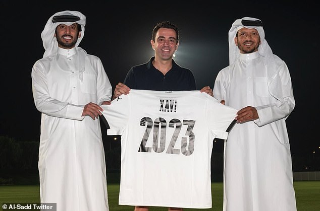 Xavi to meet Barcelona president as talks begin about replacing Koeman