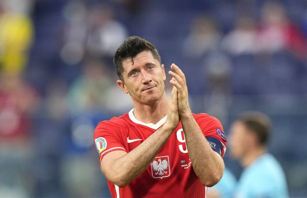 Ferran Torres issues apology to Lewandowski after ‘offensive’ comments Ferran Torres issues apology to Lewandowski after ‘offensive’ comments