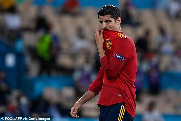Spain boss Luis Enrique defends Morata after goalless draw with Sweden Spain boss Luis Enrique defends Morata after goalless draw with Sweden