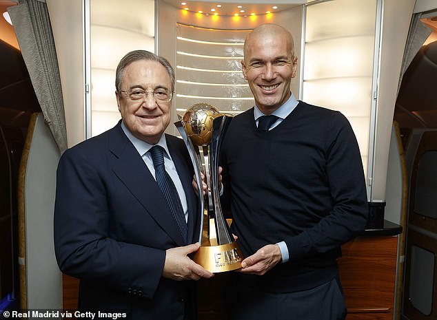 Florentino Perez reveals how he begged Zidane to stay at Real Madrid Florentino Perez reveals how he begged Zidane to stay at Real Madrid