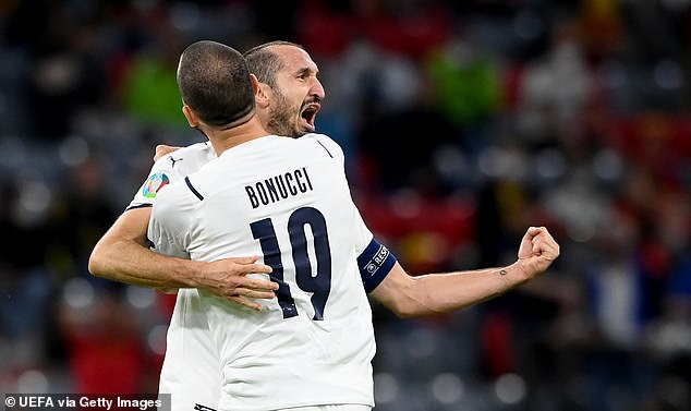 Mancini hails Italy centre-backs Chiellini and Bonucci as the world’s best Mancini hails Italy centre-backs Chiellini and Bonucci as the world’s best