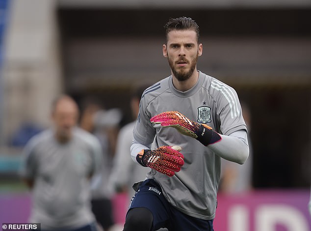 De Gea cuts short his holiday in bid to secure Manchester United No 1 spot De Gea cuts short his holiday in bid to secure Manchester United No 1 spot