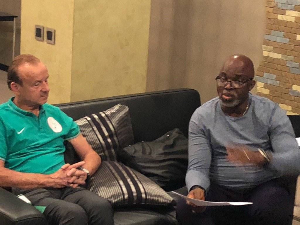 2022 WCQ: Beat Liberia, Get Your Bonus- Pinnick Tells Rohr, Super Eagles 2022 WCQ: Beat Liberia, Get Your Bonus- Pinnick Tells Rohr, Super Eagles