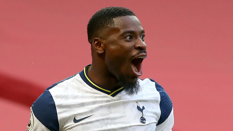 Ex-Spurs Defender Aurier Considering Arsenal Move Ex-Spurs Defender Aurier Considering Arsenal Move