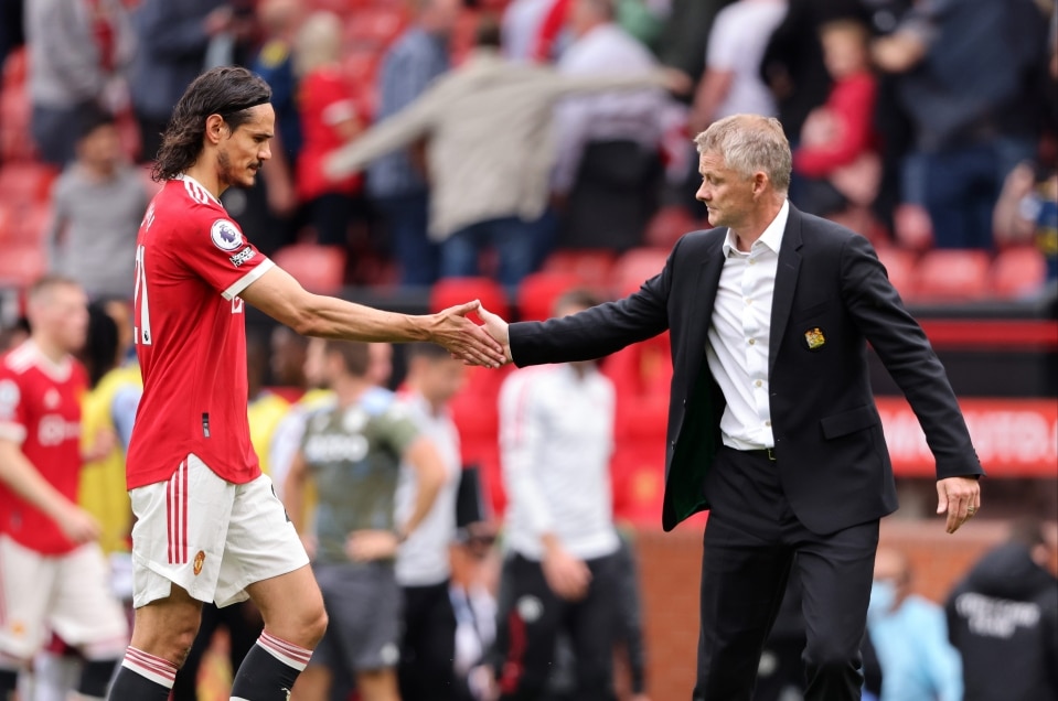 Ex-Chelsea Star Urges Cavani To Leave Man United In January Ex-Chelsea Star Urges Cavani To Leave Man United In January