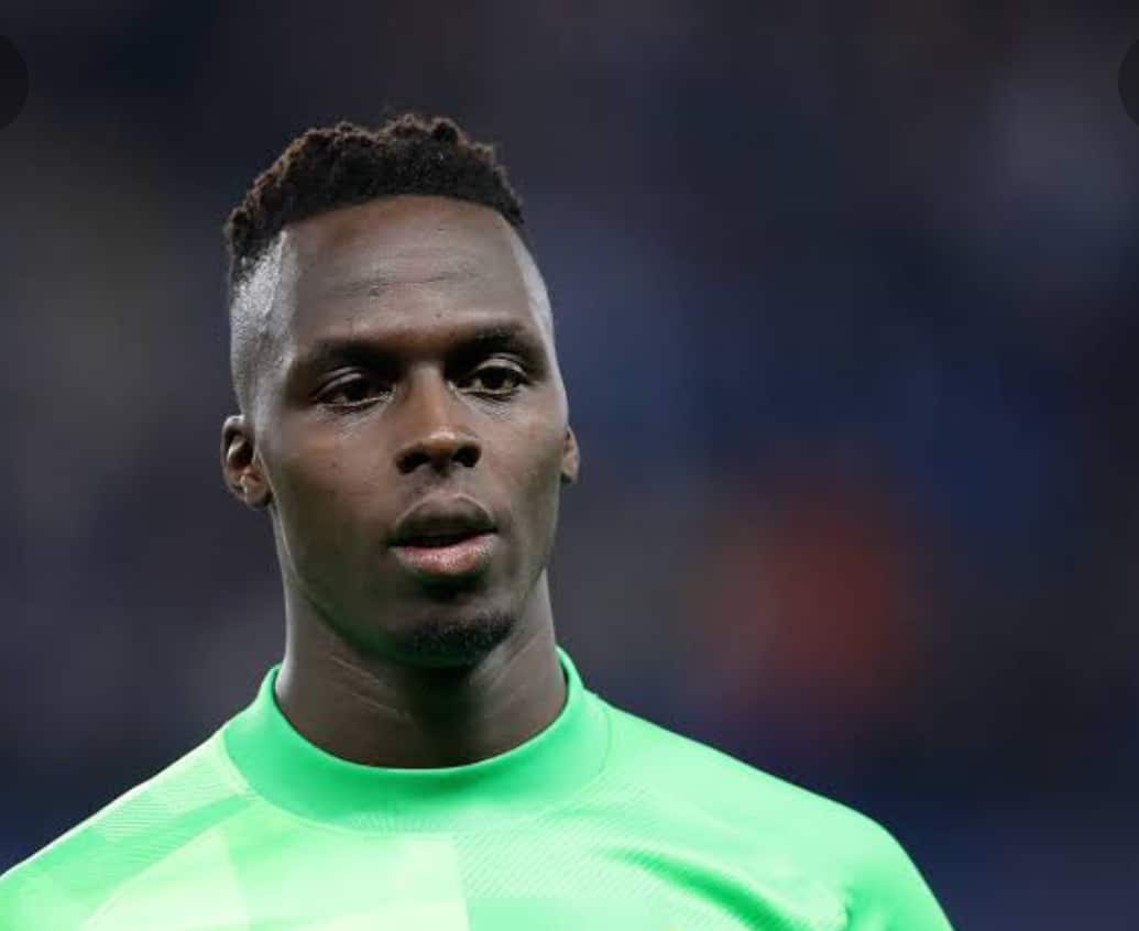 Evra: Why Mendy Was Snubbed For Ballon d’Or Goalkeeper Award Evra: Why Mendy Was Snubbed For Ballon d’Or Goalkeeper Award