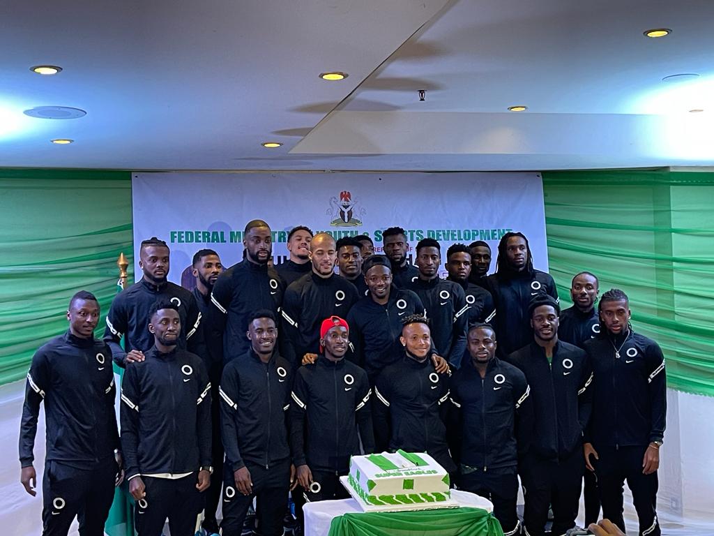 FG Sends Forth Super Eagles As President Buhari Urges Team To Soar In Cameroon FG Sends Forth Super Eagles As President Buhari Urges Team To Soar In Cameroon