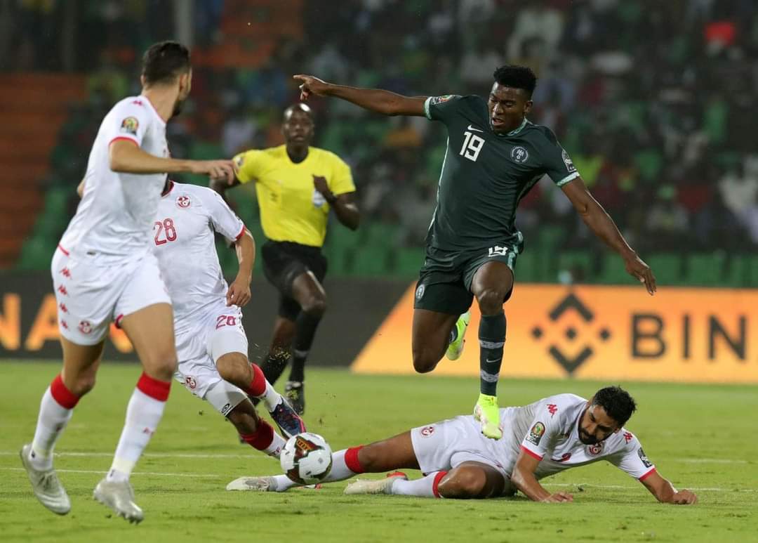 Iwobi Sees Red As Tunisia’s Carthage Eagles End Super Eagles’ AFCON 2021 Title Hopes Iwobi Sees Red As Tunisia’s Carthage Eagles End Super Eagles’ AFCON 2021 Title Hopes