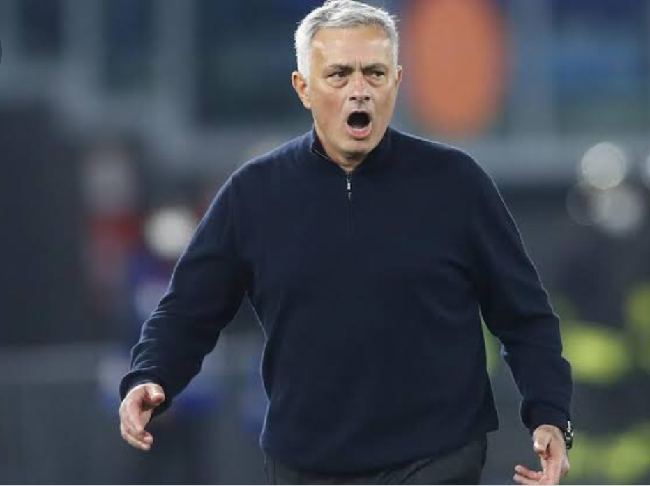 Italian FA Hands Mourinho Two-Game Touchline Ban Italian FA Hands Mourinho Two-Game Touchline Ban
