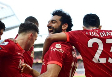 Liverpool Overcome Stubborn Everton To Keep Title Hopes Alive Liverpool Overcome Stubborn Everton To Keep Title Hopes Alive