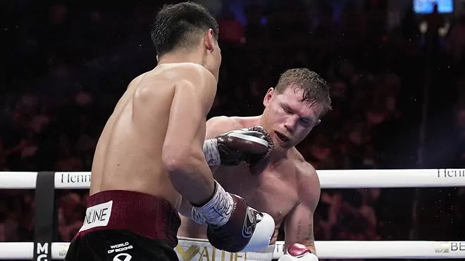 Joe Rogan Says Canelo’s Vegan Diet Is To Blame For Mexico’s Loss To Bivol Joe Rogan Says Canelo’s Vegan Diet Is To Blame For Mexico’s Loss To Bivol