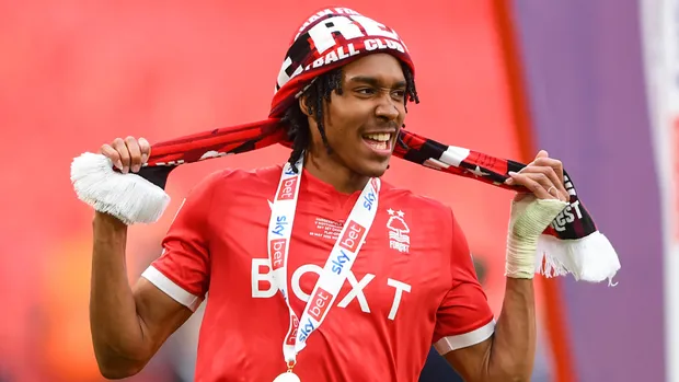 Tottenham Confirm Spence Transfer In £20m Deal Tottenham Confirm Spence Transfer In £20m Deal