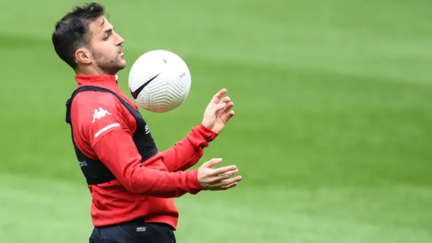 Former Chelsea And Arsenal Star Fabregas Finalizes Move To Serie B Team Como