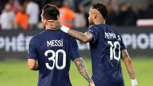 ‘People talk too much!’ – Neymar blasts Messi critics after PSG stars join to win the Trophee des Champions ‘People talk too much!’ – Neymar blasts Messi critics after PSG stars join to win the Trophee des Champions