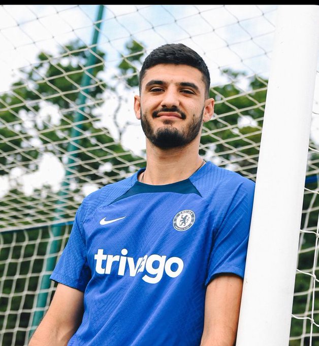 Official: Armando Broja Signs New Six-Year Chelsea Contract