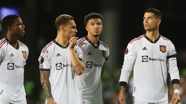 Manchester United Players ‘Suffer Food Poisoning Outbreak’ After Moldova Trip Manchester United Players ‘Suffer Food Poisoning Outbreak’ After Moldova Trip