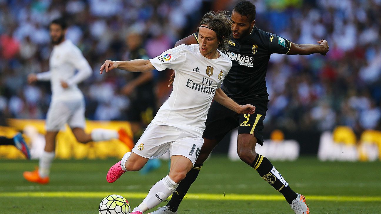 Real Madrid Dealt Luka Modric Injury Blow Ahead Of El Clasico Real Madrid Dealt Luka Modric Injury Blow Ahead Of El Clasico