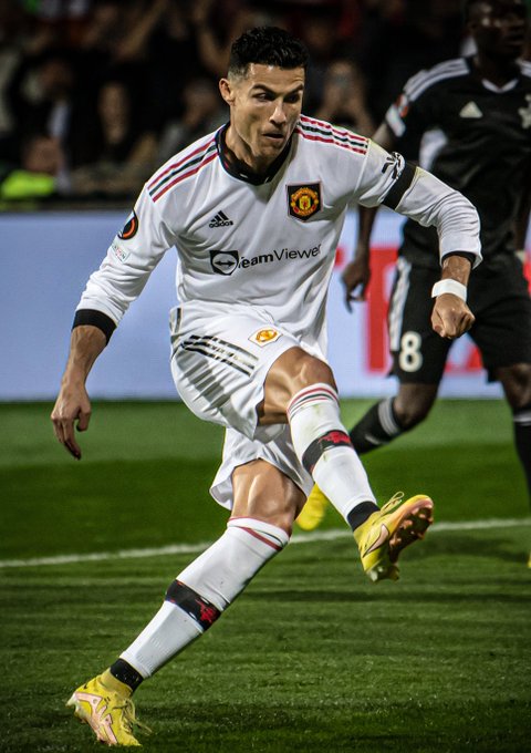 Ronaldo Reacts To Scoring His First Goal For Man United In The Europa League