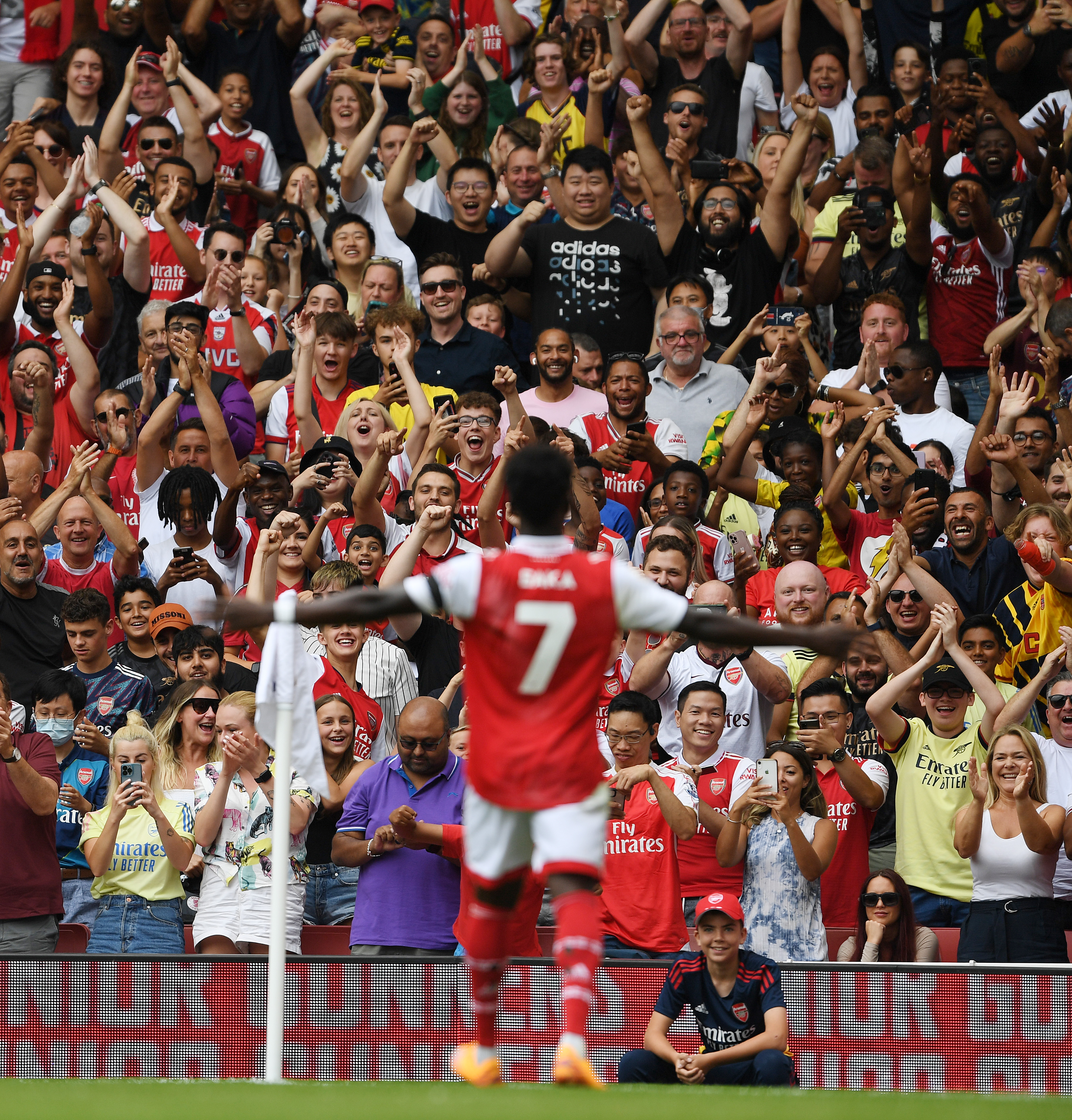 Mikel Arteta Praises Arsenal Fans After Monumental Liverpool Win Mikel Arteta Praises Arsenal Fans After Monumental Liverpool Win