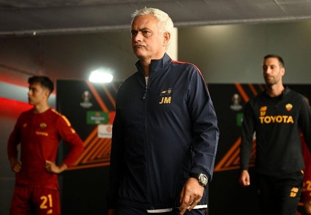 Mourinho Confident Against Real Betis Despite Dybala Injury Mourinho Confident Against Real Betis Despite Dybala Injury