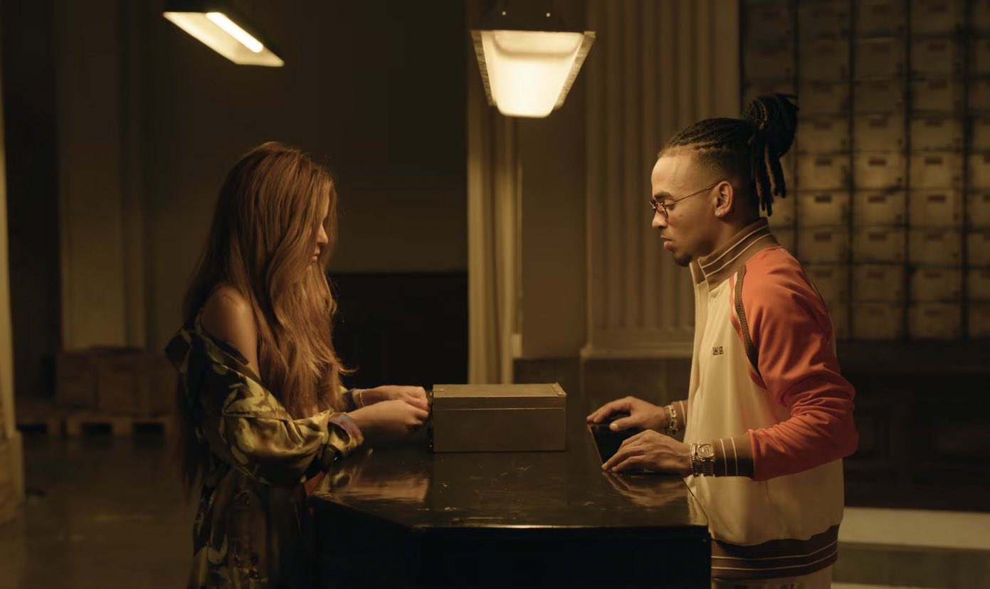 Shakira Appears To Shade Ex-Husband Gerard Pique Amid Split Shakira Appears To Shade Ex-Husband Gerard Pique Amid Split